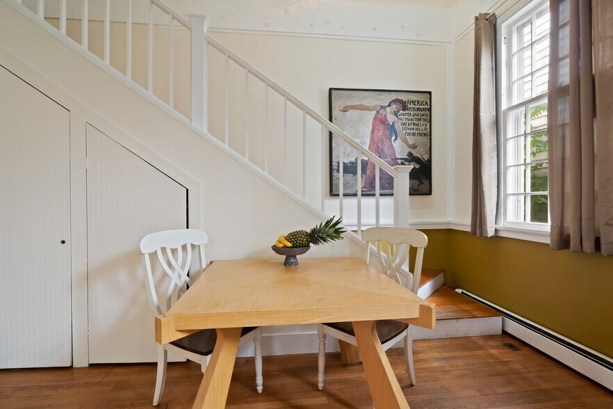 More Photos Of 418 Commercial St, Provincetown Storefront Retail Residential For Sale