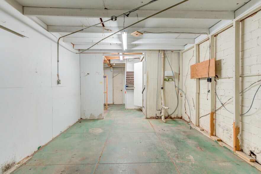 More Photos Of 1301 Buddy Holly Ave, Lubbock Warehouse For Lease