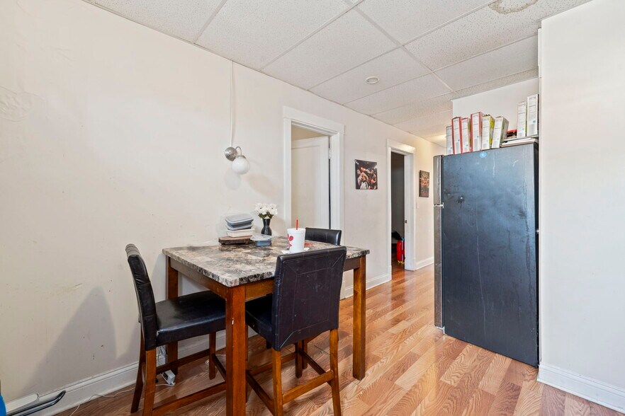 More Photos Of 3441-3445 N Pulaski Rd, Chicago Storefront Retail Office For Sale