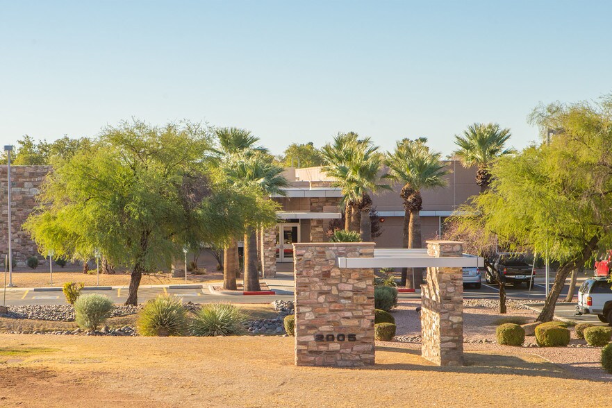 More Photos Of 2005 E Technology Cir, Tempe Industrial For Lease