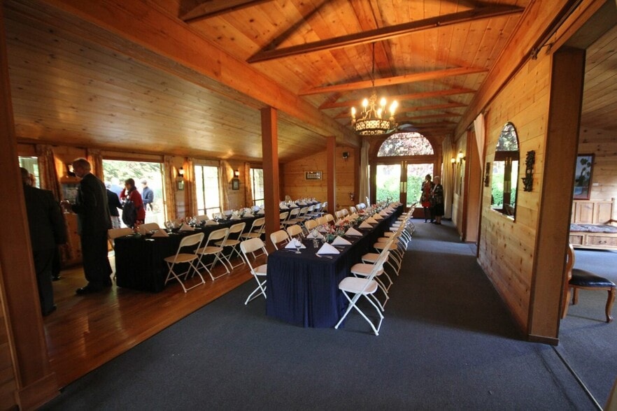 More Photos Of 16702 Coast Highway One, Bodega Hotel For Sale