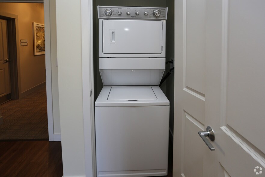 More Photos Of 4 Berry St, North Andover Apartments For Lease