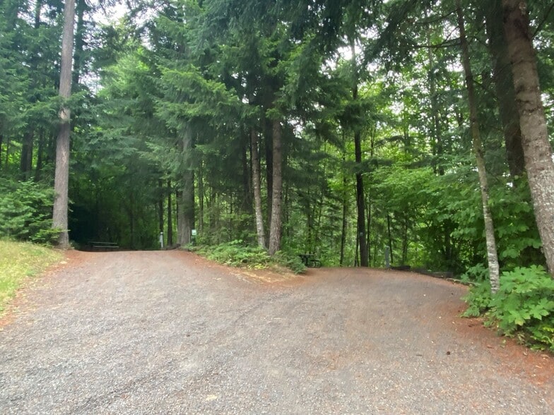 More Photos Of 112 Bylin Rd, Stevenson Trailer Camper Park For Sale