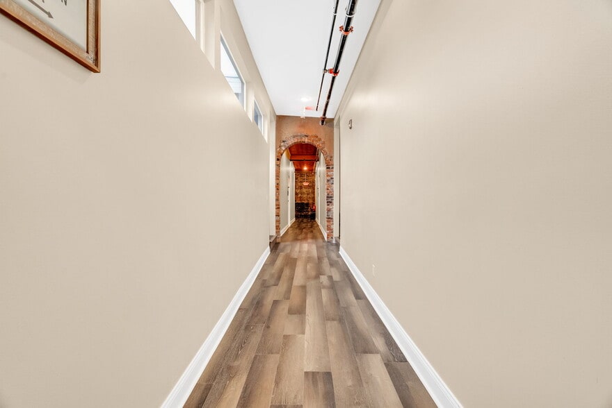 More Photos Of 306-310 Huron Ave, Port Huron Freestanding For Sale