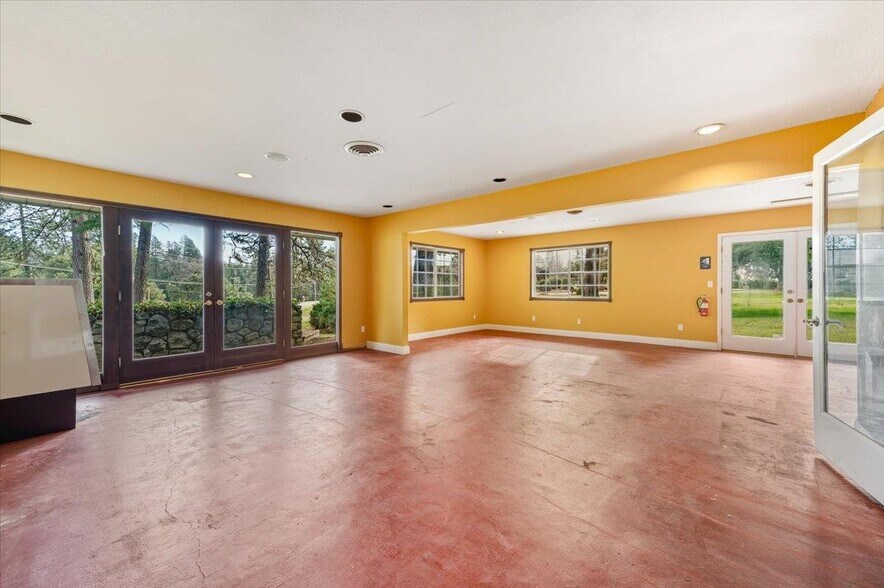 More Photos Of 11859 Tammy Way, Grass Valley Office For Sale