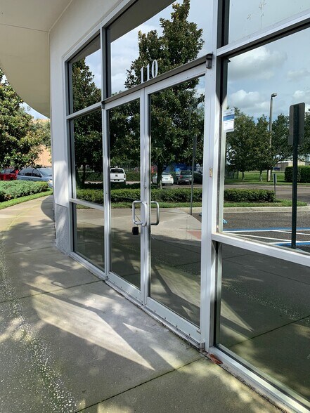 Primary Photo Of 8010 Sunport Dr, Orlando Light Distribution For Lease