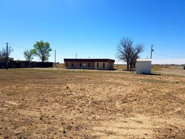 More Photos Of 502 E Gallina Rd, Roswell Office For Sale