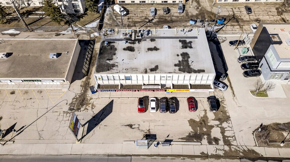 More Photos Of 12940-12946 97th St NW, Edmonton Storefront Retail Office For Sale