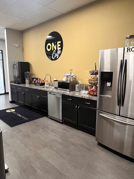 More Photos Of 5325 Reno Corporate Dr, Reno Medical For Lease