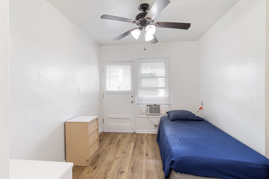 More Photos Of , Long Beach Unknown For Sale