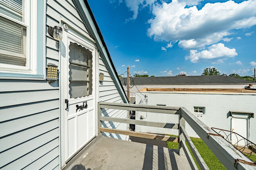 More Photos Of 663 Clearview Ave, Trevose Light Manufacturing For Sale
