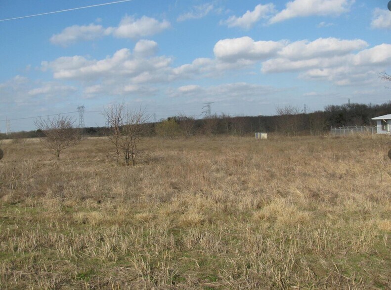 More Photos Of 12600 US 82, Savoy Land For Lease