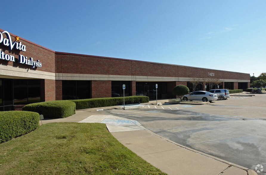 More Photos Of 1544 Valwood Pky, Carrollton Unknown For Lease