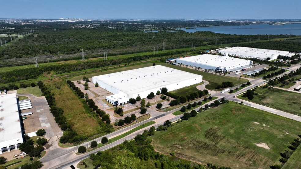 Primary Photo Of 4715 Mountain Creek Pky, Dallas Manufacturing For Lease
