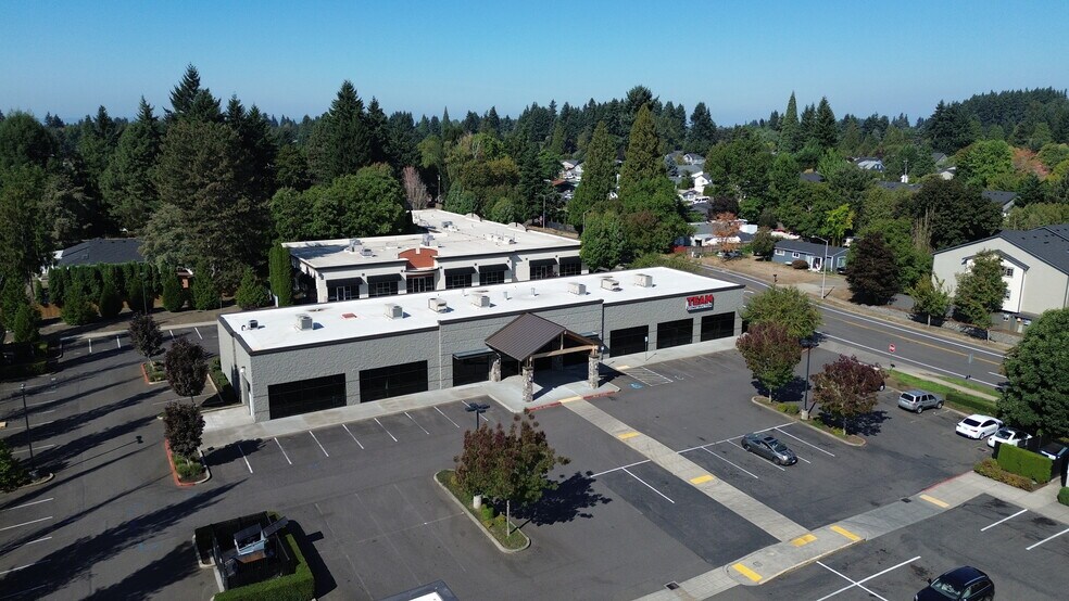 More Photos Of 6701-6715 NE Andresen St, Vancouver Office For Sale