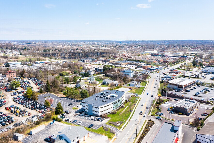 More Photos Of 170 North Henderson Rd, King Of Prussia Medical For Lease