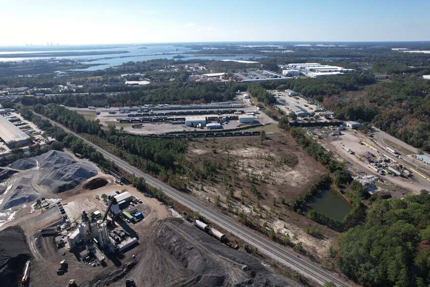 More Photos Of 0 Blasius Rd, Jacksonville Land For Lease