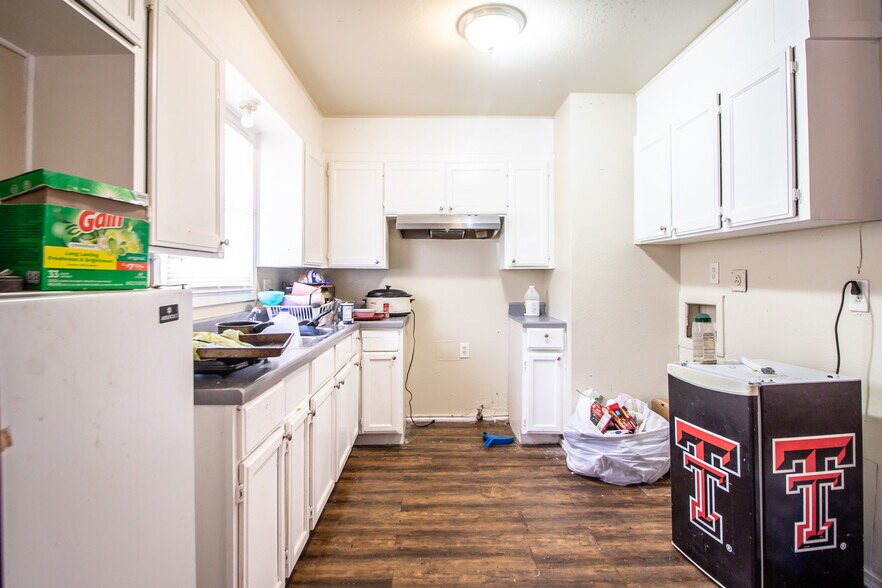 More Photos Of 2715 E 2nd St, Lubbock Apartments For Sale