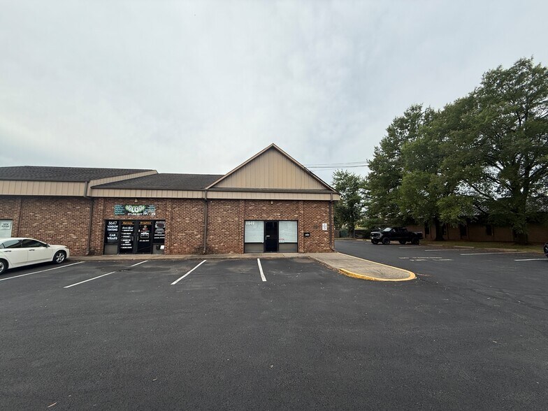 More Photos Of 8635-8649 Phoenix Dr, Manassas Industrial For Sale