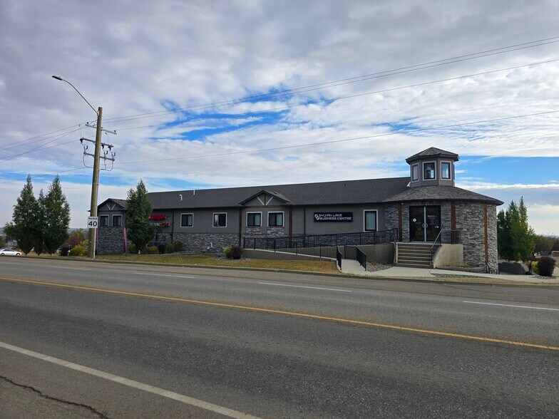 More Photos Of 110 Pelican Pl, Sylvan Lake Office For Sale