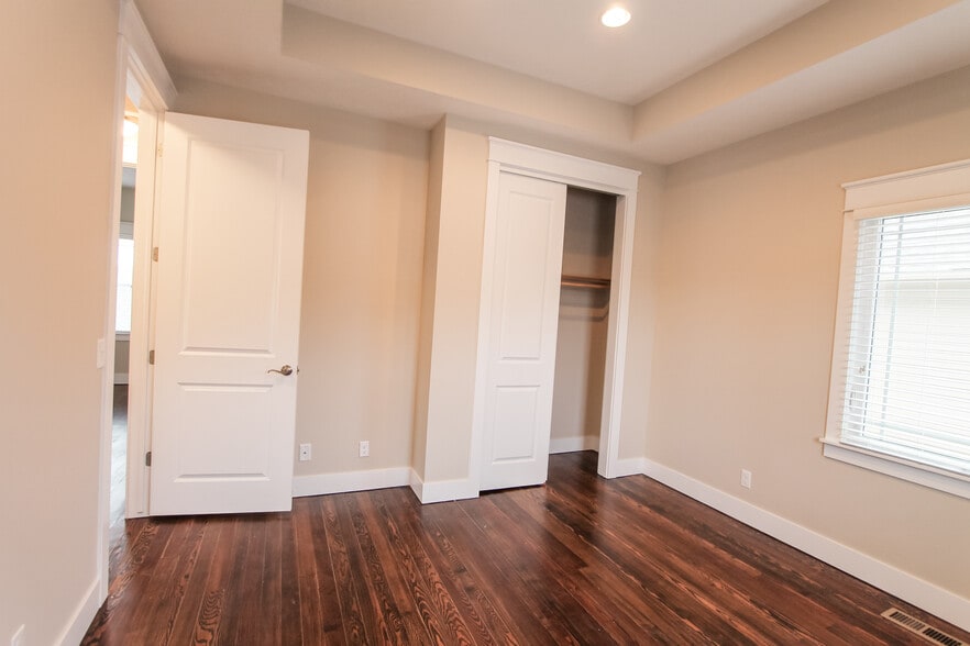 More Photos Of , Omaha Multifamily For Sale