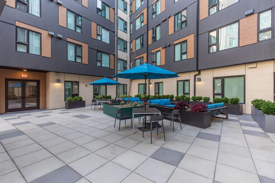 More Photos Of 15300 33rd Ave S, Seatac Apartments For Lease