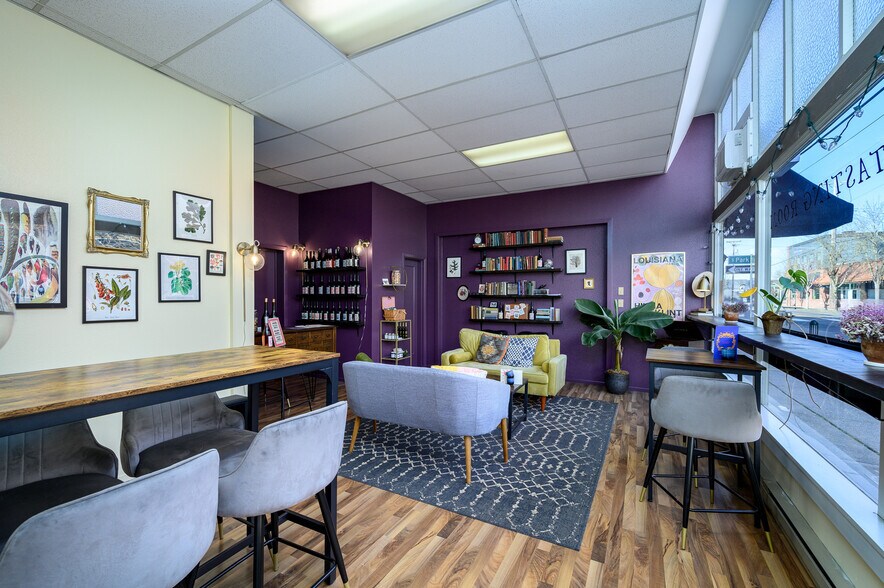 More Photos Of 116-128 Main St, Carlton Storefront Retail Office For Lease