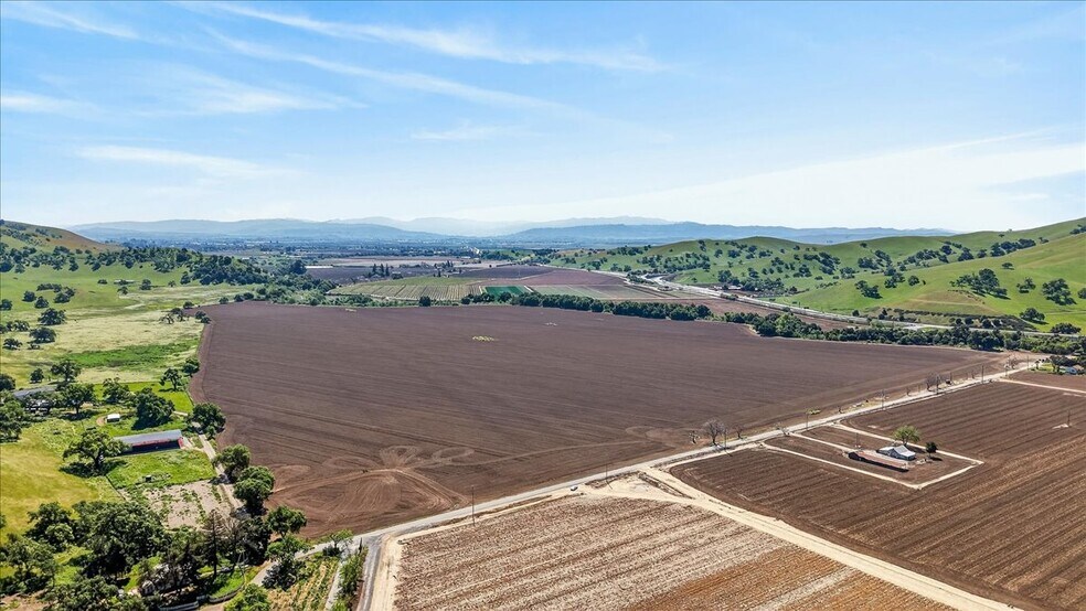 More Photos Of 0 Walnut Ave, Hollister Land For Sale