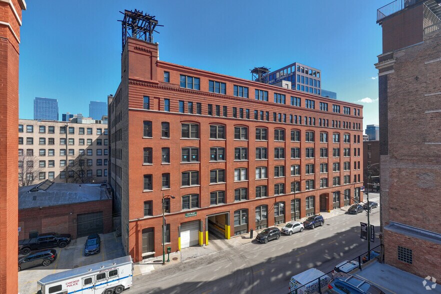 More Photos Of 954 W Washington Blvd, Chicago Office For Lease