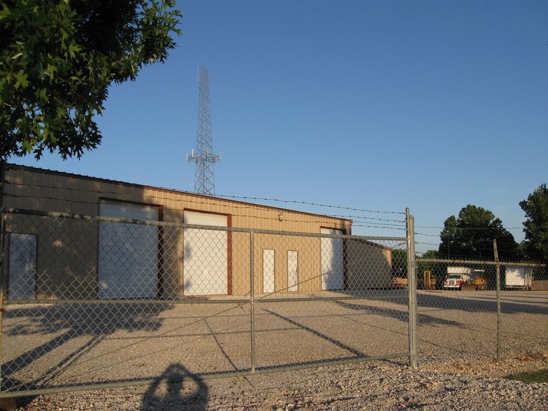 More Photos Of 6800 Grindstone Ct, Arlington Light Manufacturing For Lease