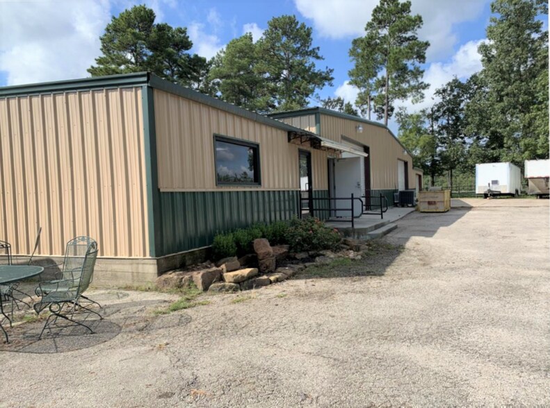 More Photos Of 2745 Interstate 45 S, New Waverly Manufacturing For Sale