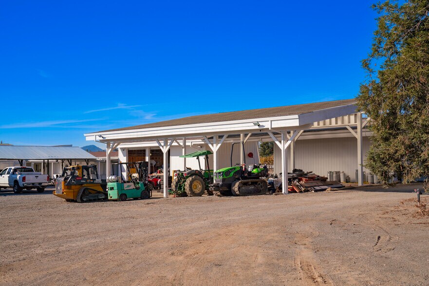 More Photos Of 2208 Olivet Rd, Santa Rosa Industrial For Sale