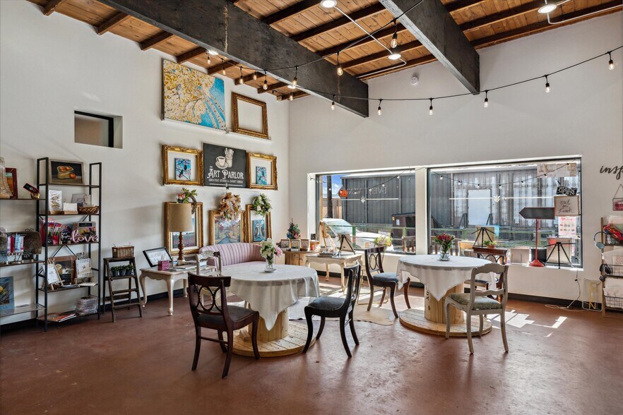 More Photos Of 175 N Capitol St, Canton General Retail For Sale