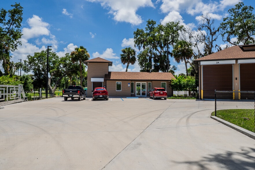 More Photos Of 1245 Canal St, New Smyrna Beach Self Storage For Lease