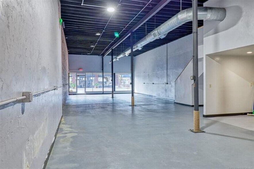 More Photos Of 111-117 S Main St, Eufaula Office For Sale