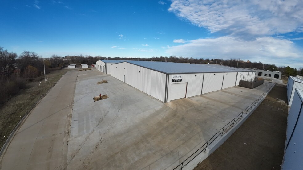 Primary Photo Of 1120 N Birch Ave, Broken Arrow Industrial For Lease