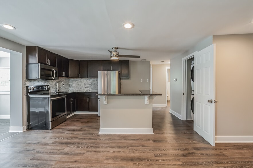 More Photos Of 2952-2954 Dekalb Pike, East Norriton Apartments For Sale