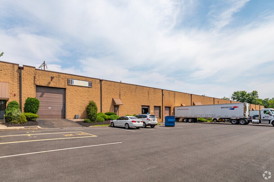 More Photos Of 780 Haunted Ln, Bensalem Warehouse For Lease