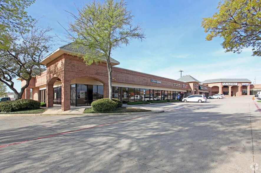 Primary Photo Of 2155 Marsh Ln, Carrollton Storefront For Lease