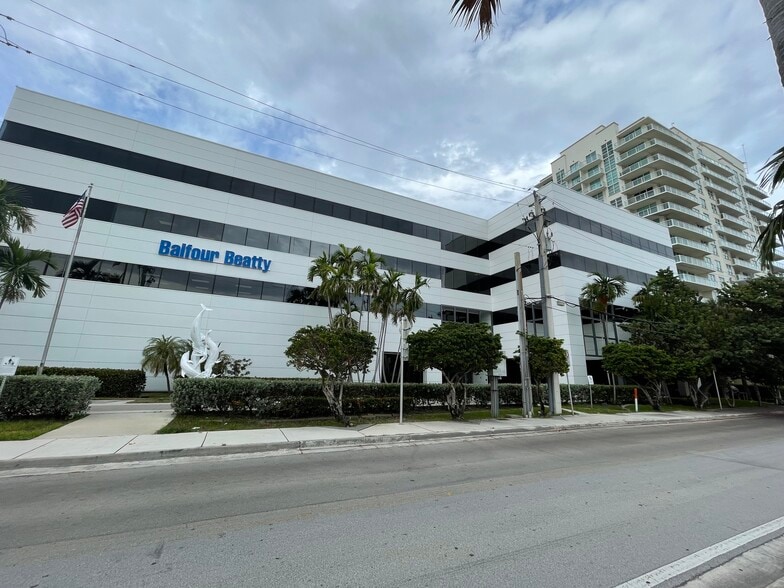 More Photos Of 1785 NE 17th St, Fort Lauderdale Medical For Sale