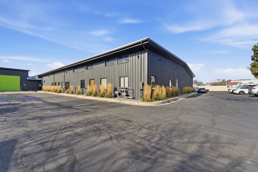 Primary Photo Of 1657 N State St, Lehi Manufacturing For Sale