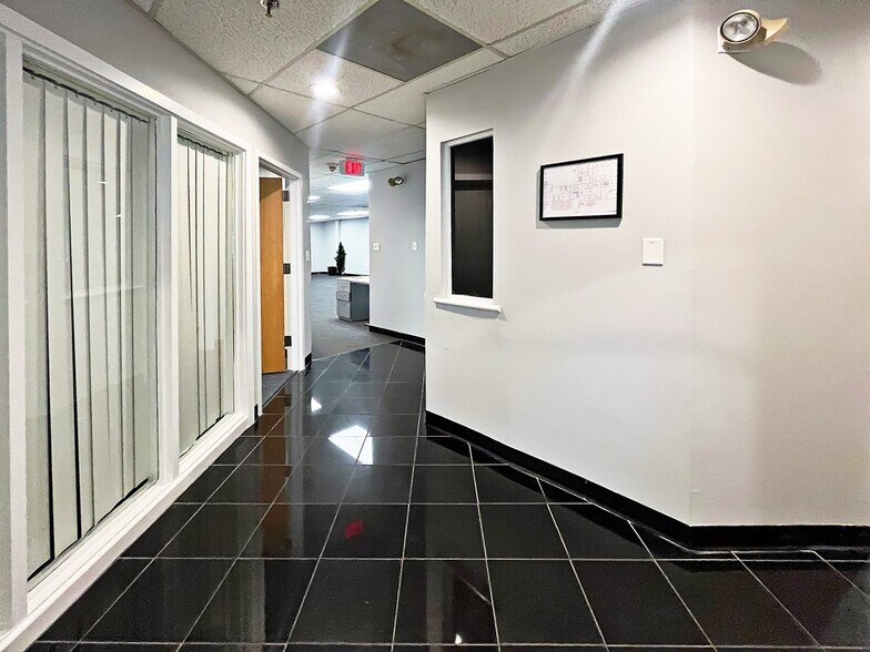 More Photos Of 100 Weymouth St, Rockland Coworking Space