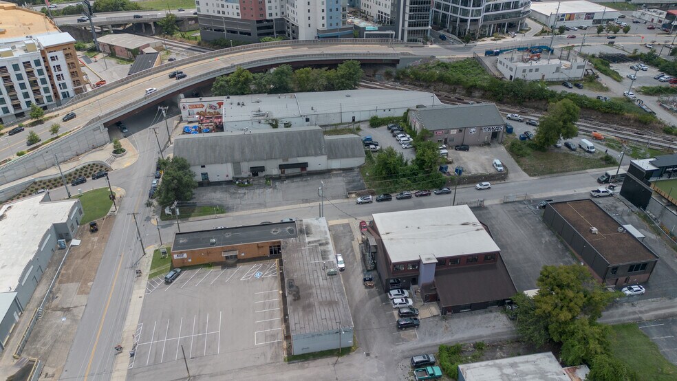 More Photos Of , Nashville Unknown For Sale