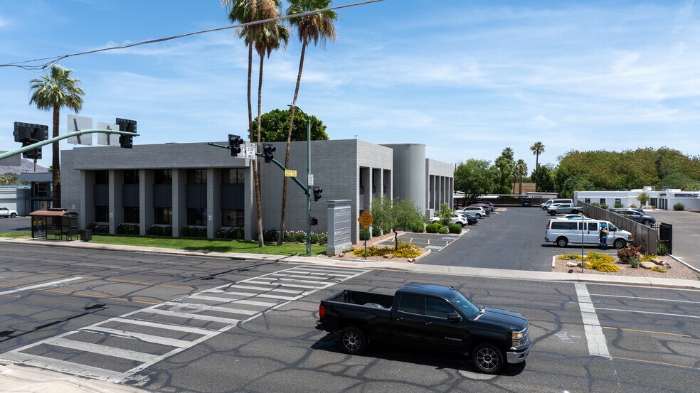 More Photos Of 4201 N 16th St, Phoenix Office For Lease