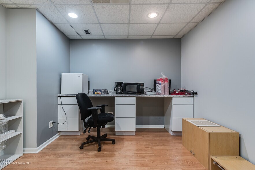 More Photos Of 1036 Sard Ave, Montgomery Warehouse For Lease