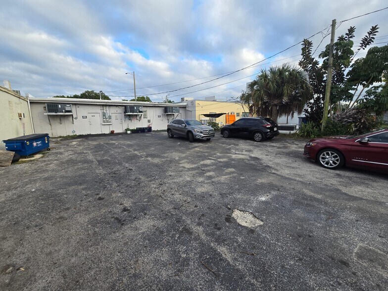More Photos Of 535 N State Road 7, Margate Office For Lease