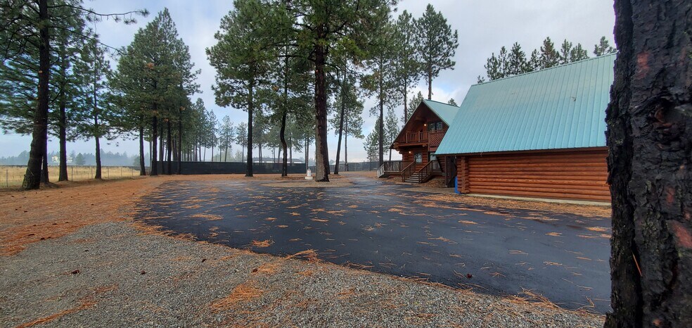 More Photos Of 4020 N Huetter Rd, Coeur d'Alene Flex For Lease
