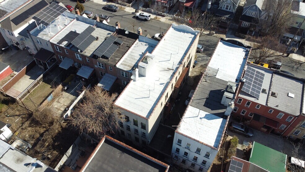 More Photos Of 518 E 51st St, Brooklyn Apartments For Sale