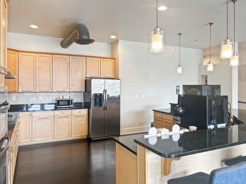 More Photos Of 22 E Washington St, Indianapolis Coworking Space