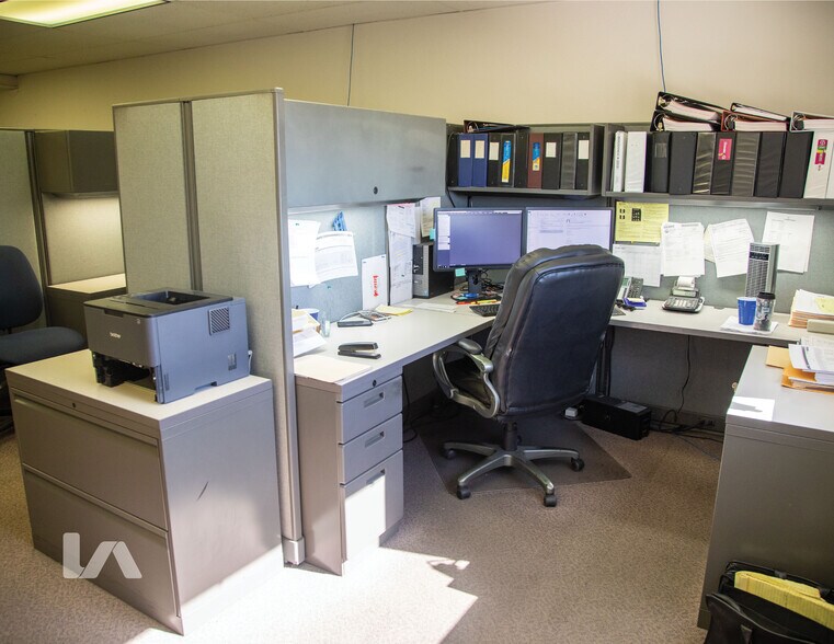 More Photos Of 1000 W Amity Rd, Boise Warehouse For Sale